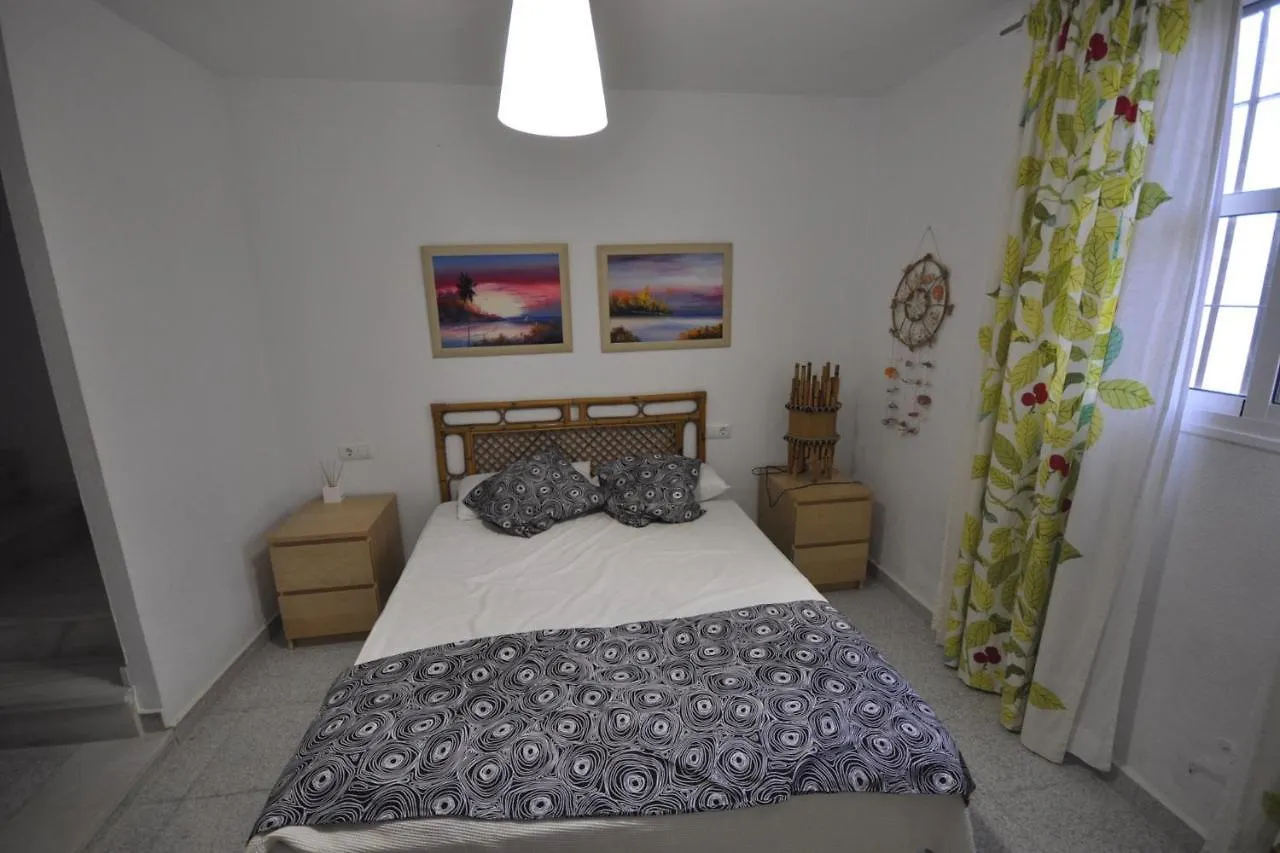Duplex 1 dormitorio cerca del mar Spagna
